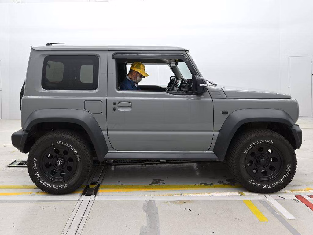 SUZUKI JIMNY SIERRA
