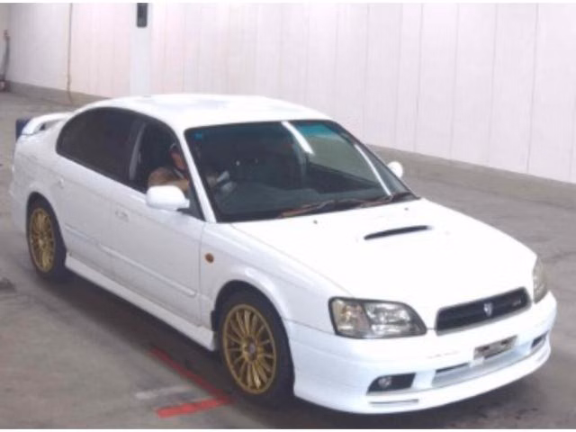 SUBARU LEGACY B4