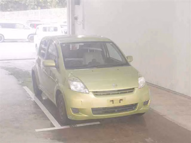DAIHATSU BOON