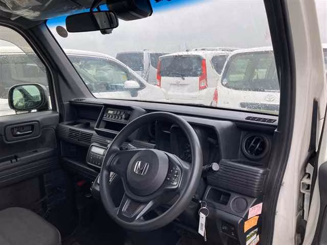 HONDA N-VAN