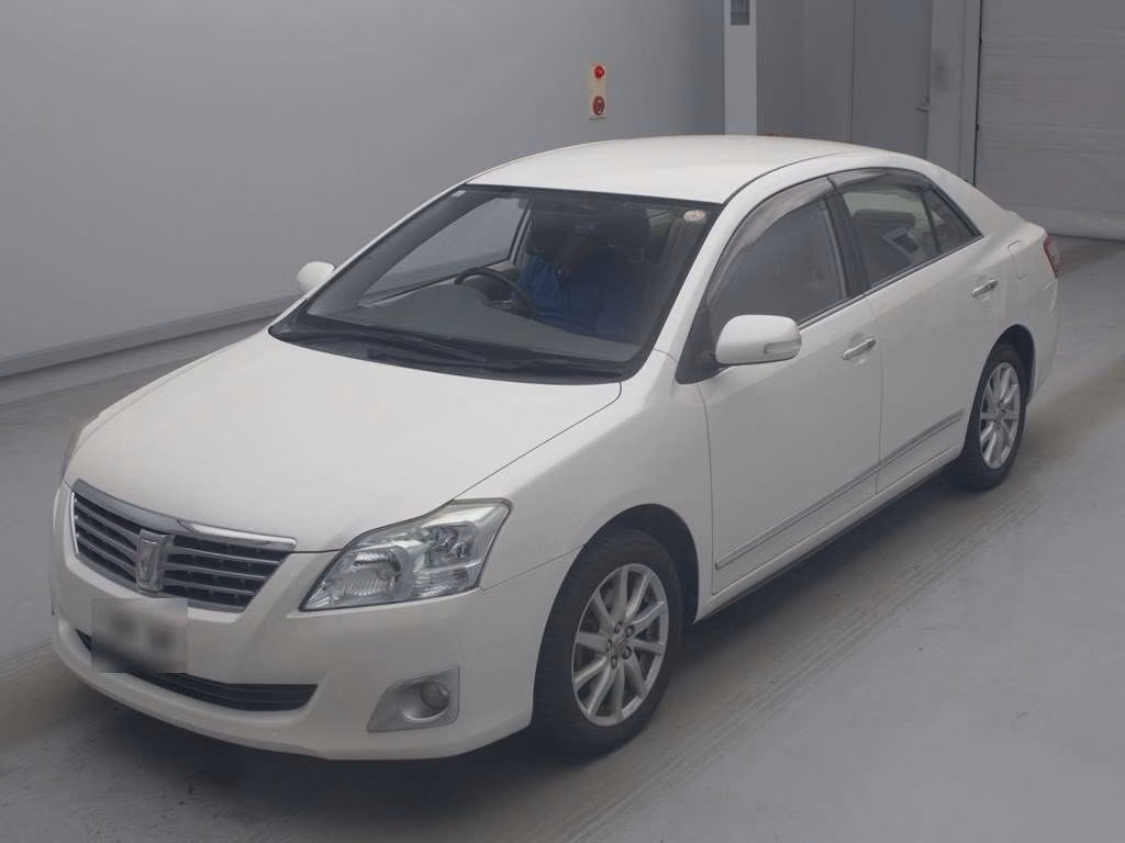TOYOTA PREMIO