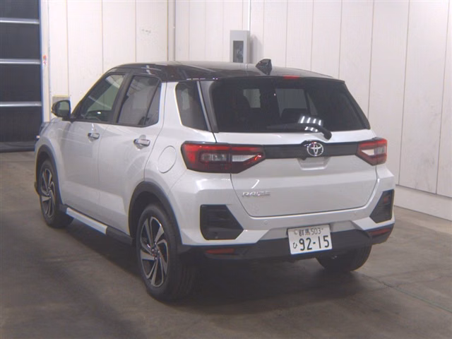 TOYOTA RAIZE