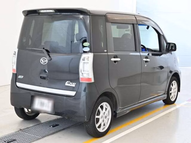 DAIHATSU TANTO EXE