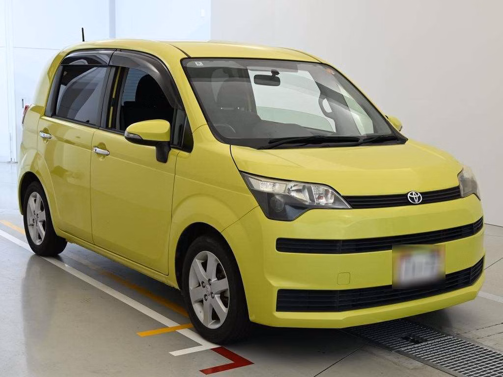 TOYOTA SPADE