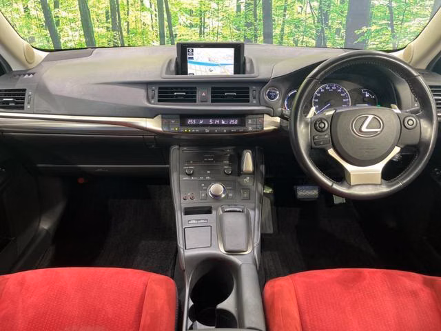 LEXUS CT200H