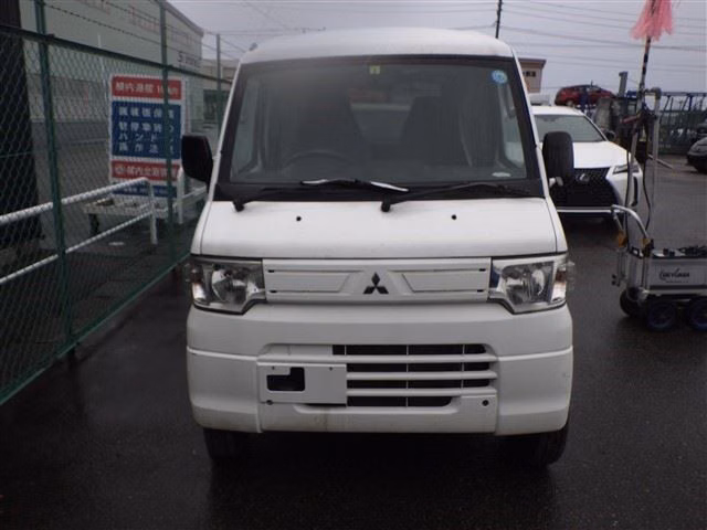 MITSUBISHI MINICAB MIEV