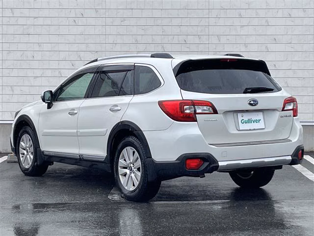 SUBARU OUTBACK