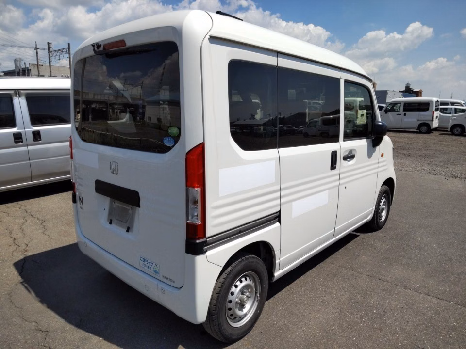 HONDA N-VAN