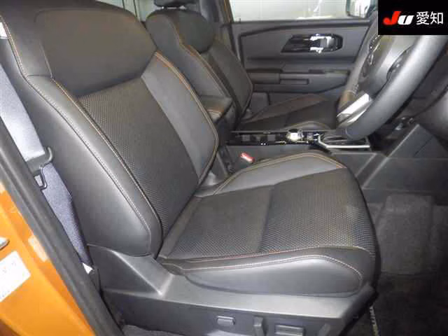 MITSUBISHI TRITON