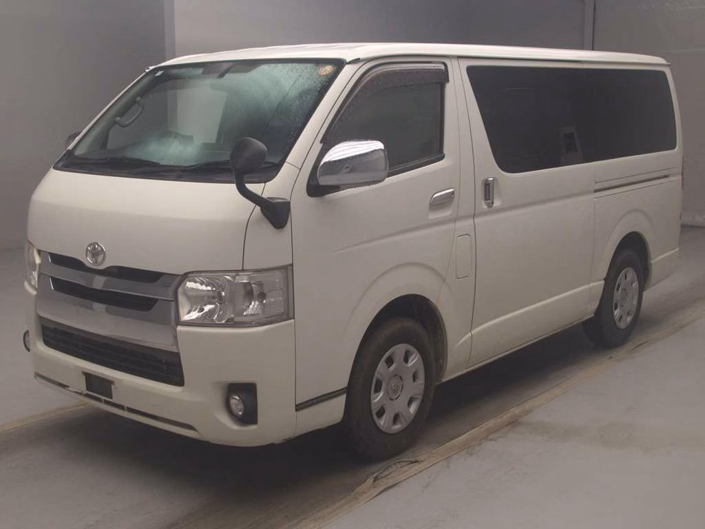 Toyota Regius Ace