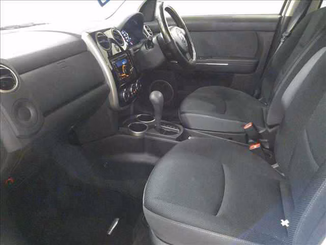 MAZDA VERISA