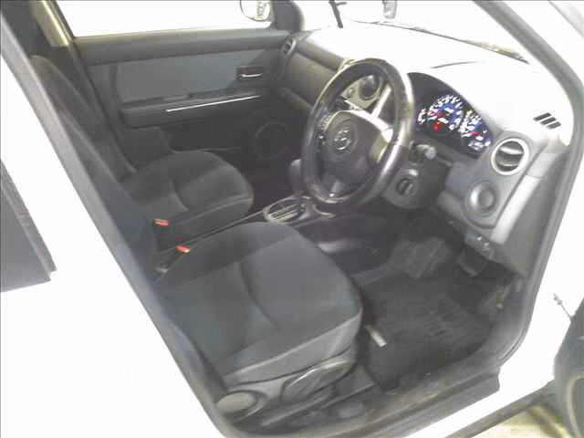 MAZDA VERISA