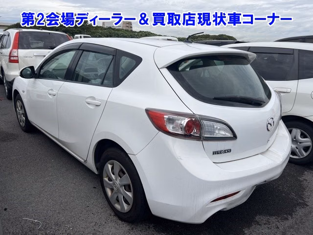 MAZDA AXELA