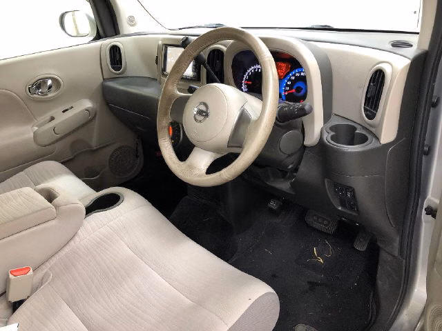 NISSAN CUBE
