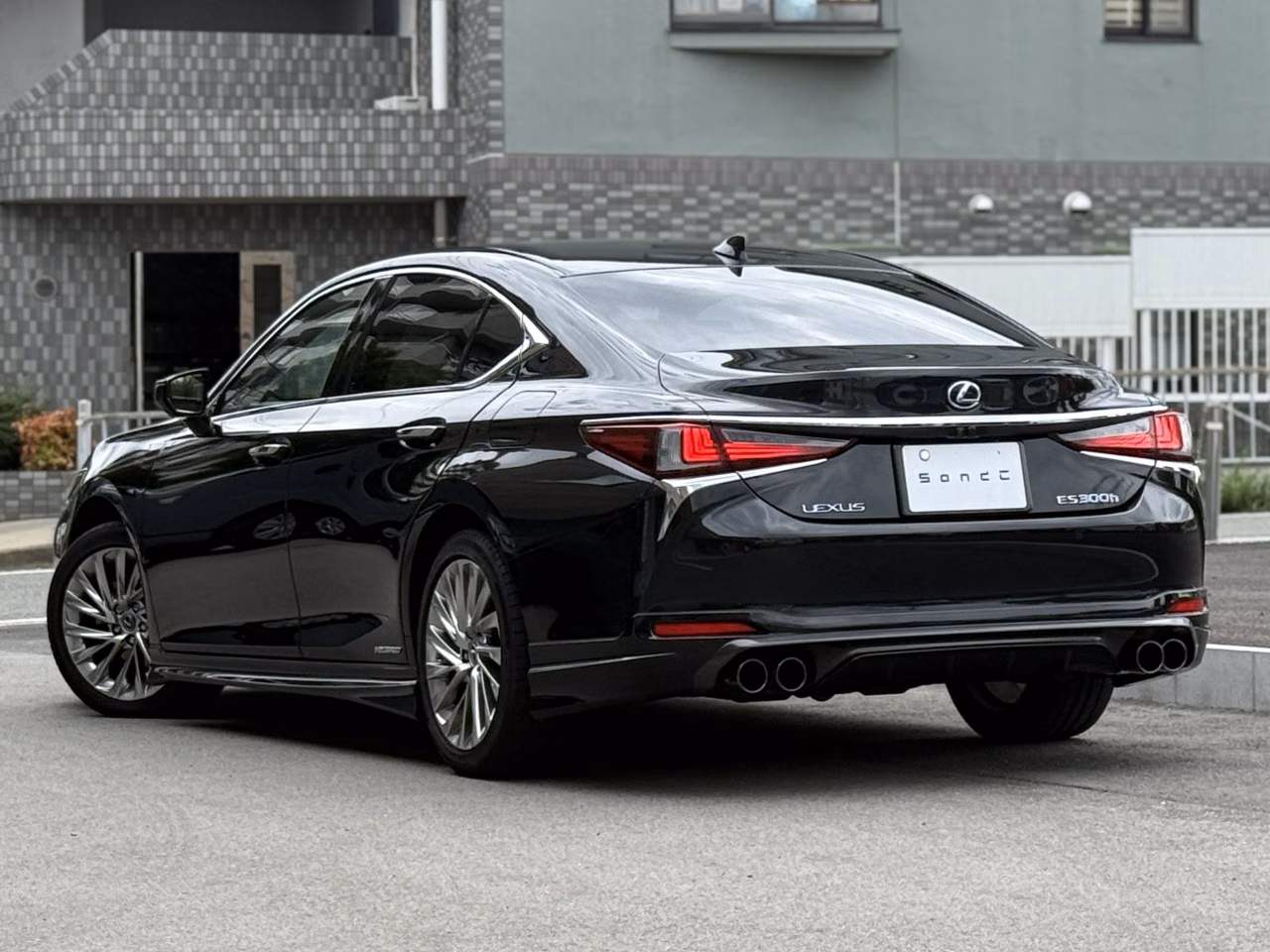 Lexus ES300h