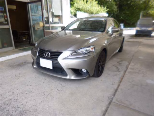 LEXUS IS300