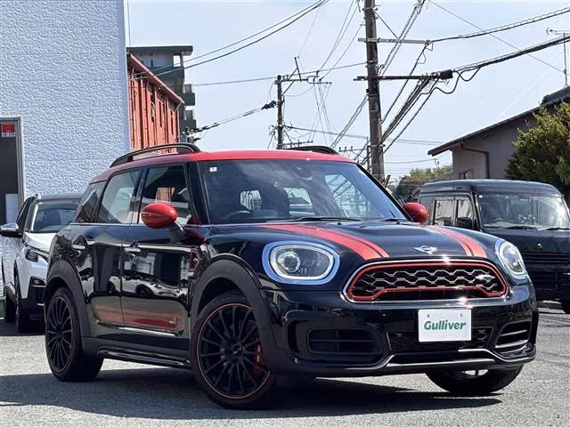 MINI CROSSOVER