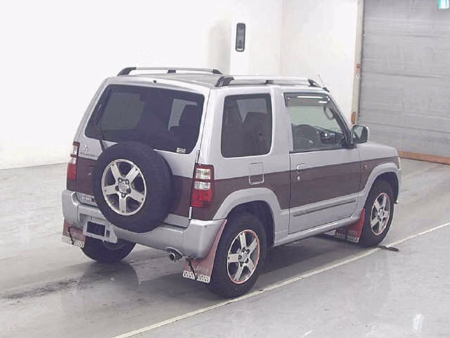 MITSUBISHI PAJERO MINI