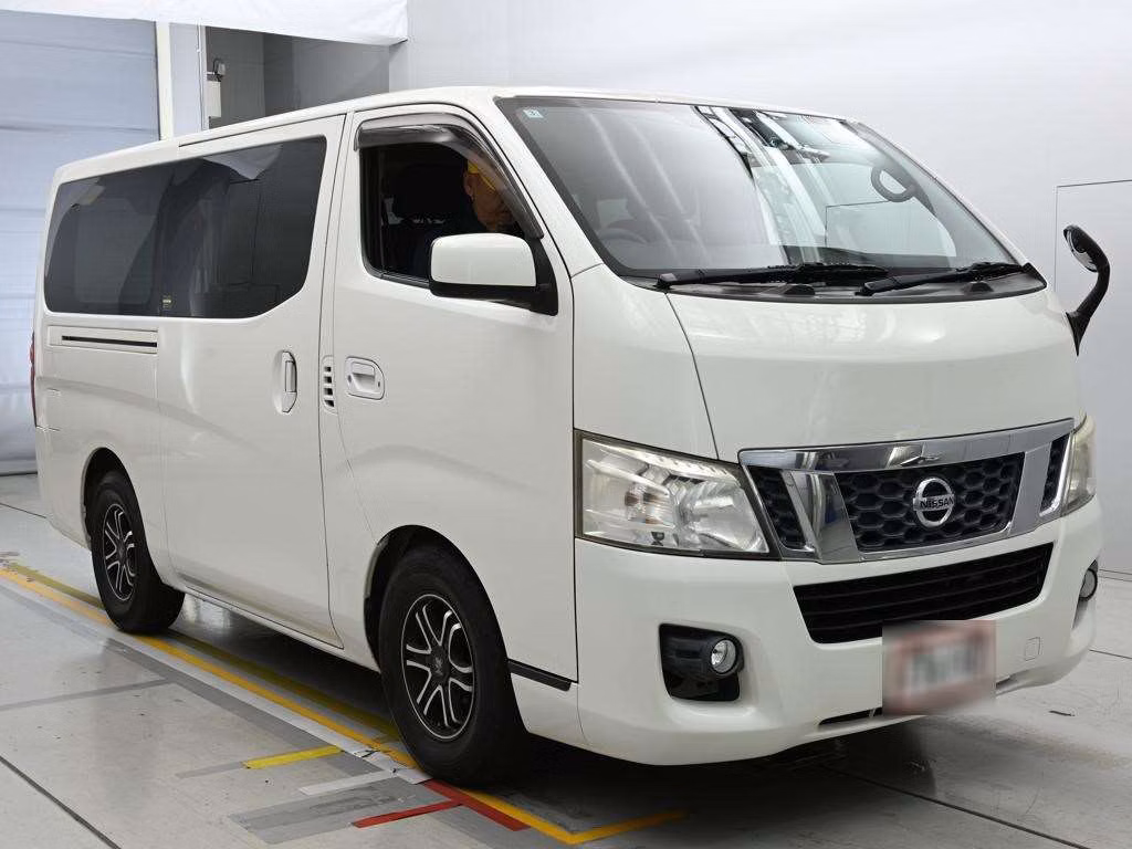 NISSAN NV350 CARAVAN