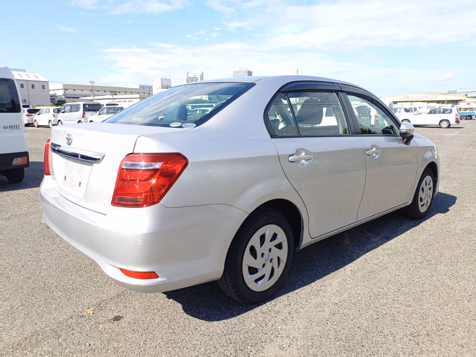 TOYOTA COROLLA AXIO