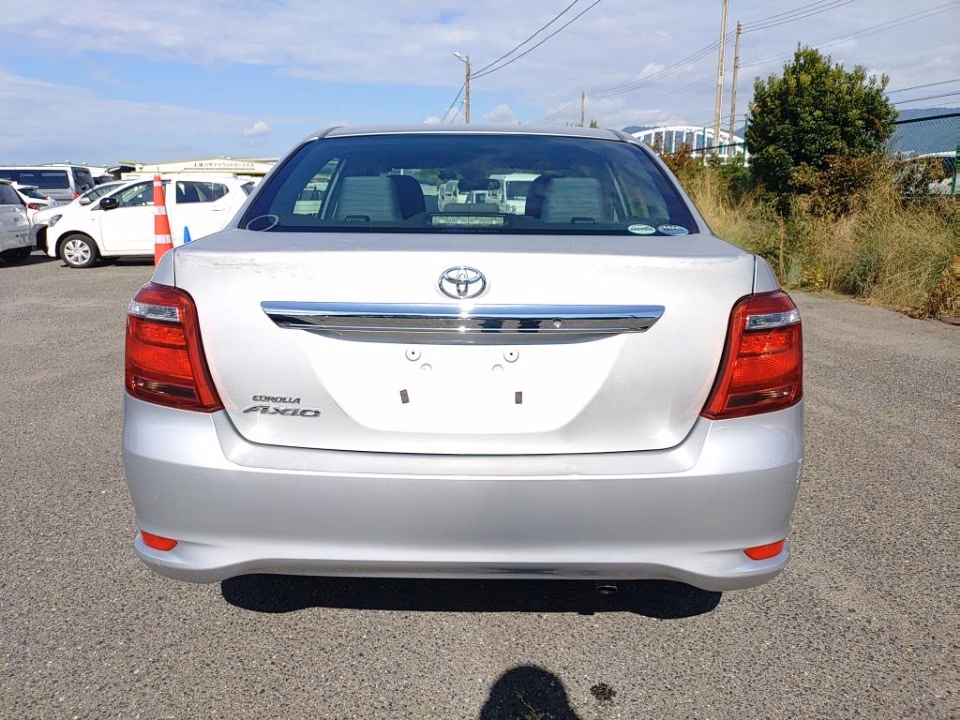 TOYOTA COROLLA AXIO
