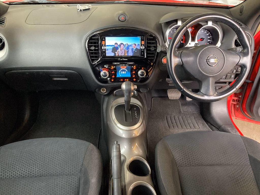 NISSAN JUKE