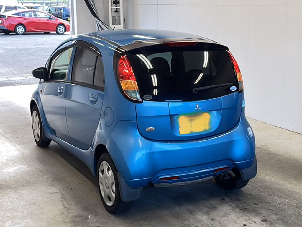 MITSUBISHI I