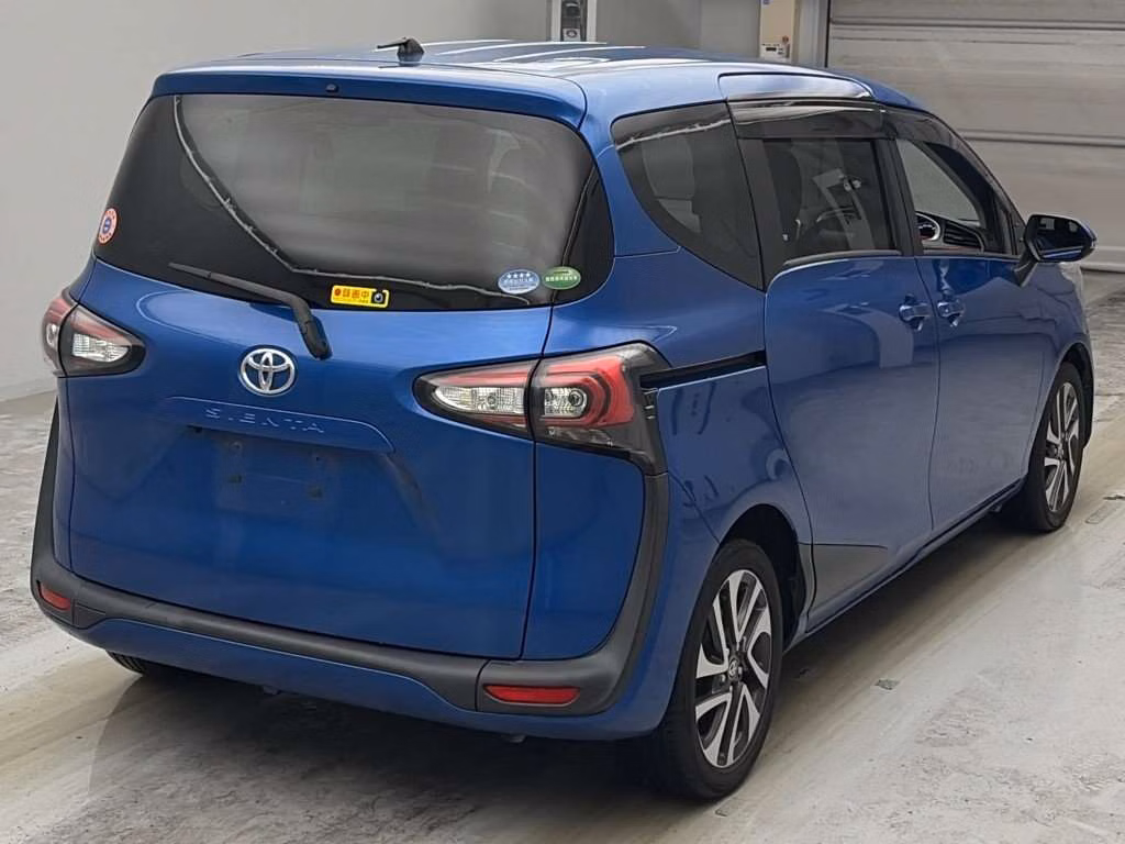 TOYOTA SIENTA