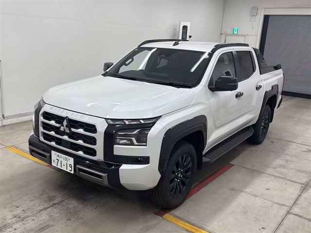 MITSUBISHI TRITON
