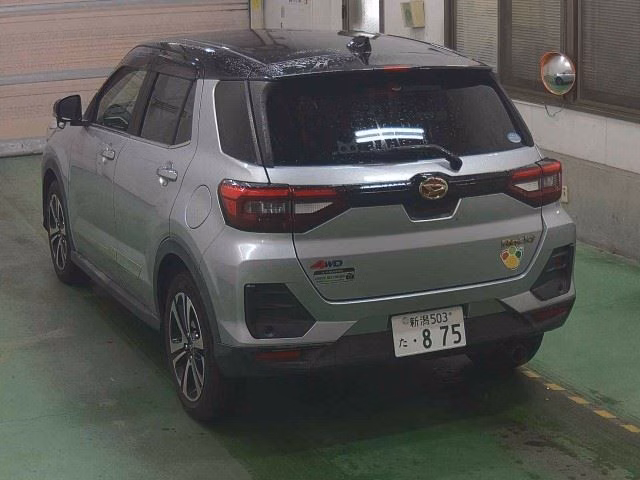 DAIHATSU ROCKY