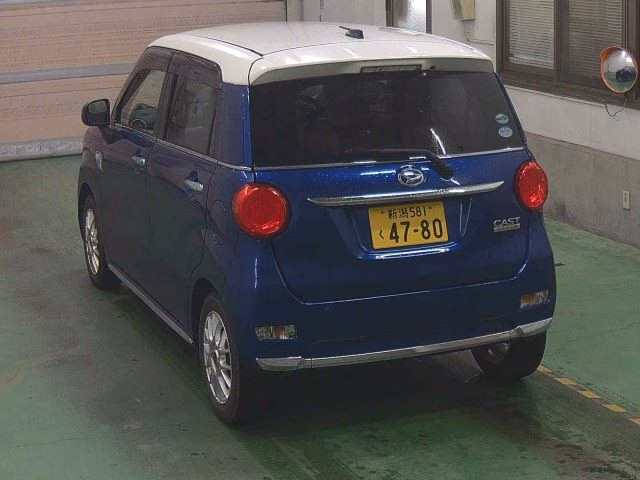 DAIHATSU CAST