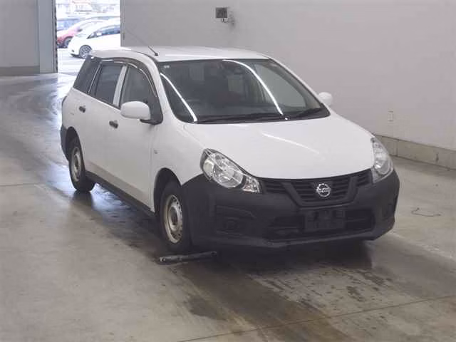 Nissan AD