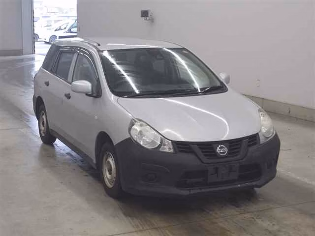 Nissan AD