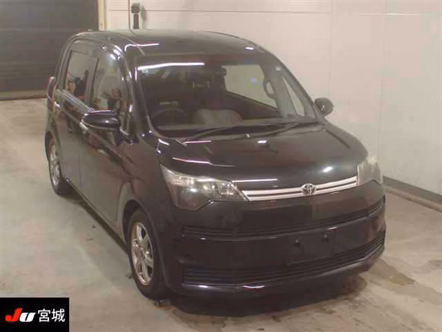 TOYOTA SPADE