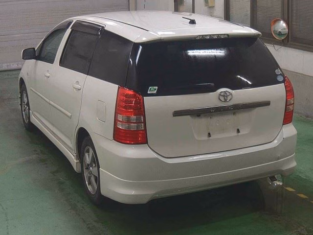 TOYOTA WISH