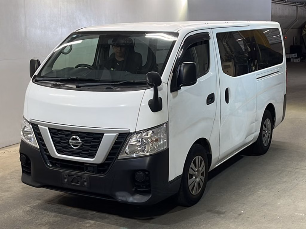 NISSAN NV350 CARAVAN
