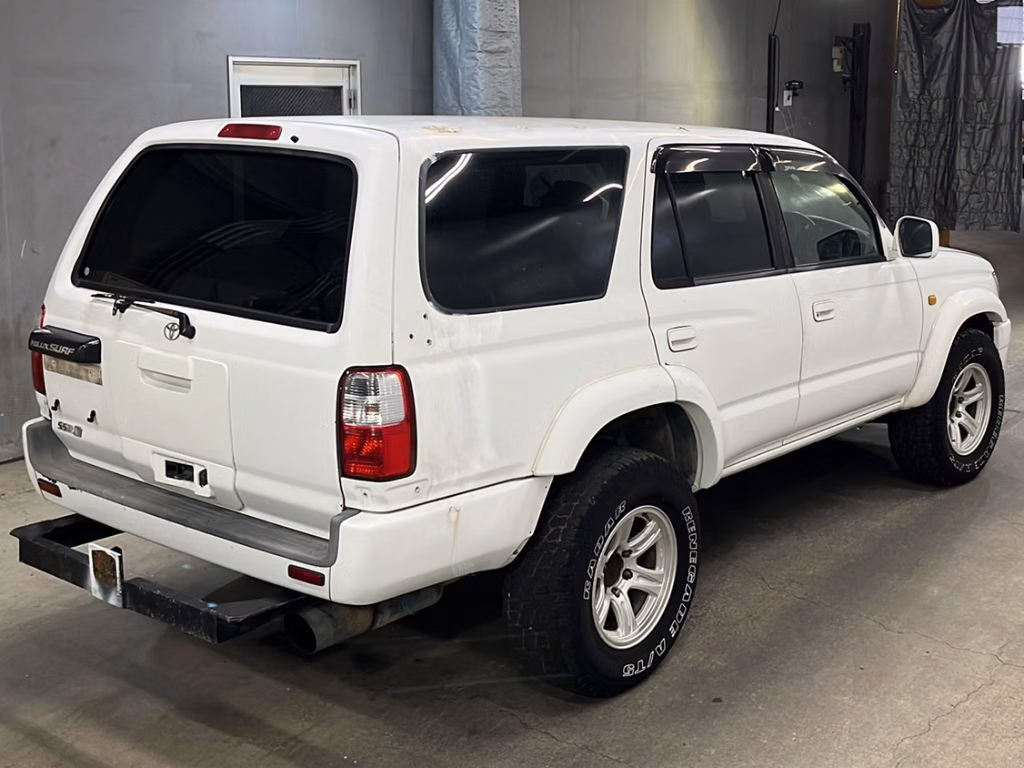 TOYOTA HILUX SURF