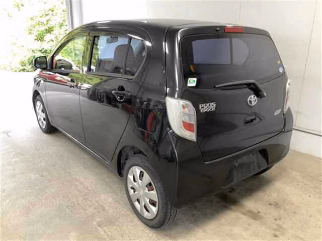 TOYOTA PIXIS EPOCH