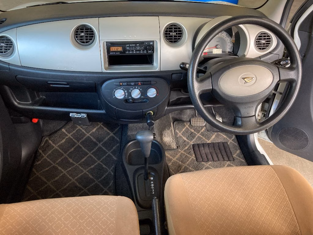 DAIHATSU MIRA GINO