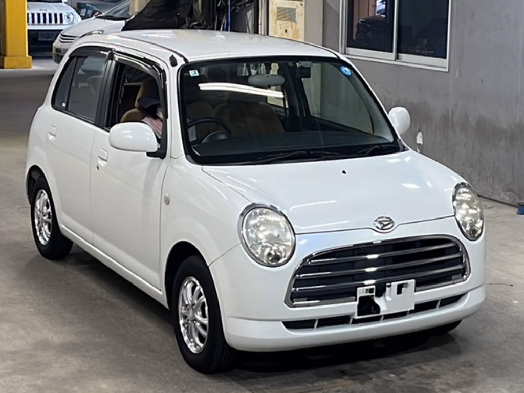 DAIHATSU MIRA GINO