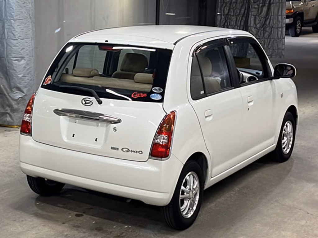 DAIHATSU MIRA GINO