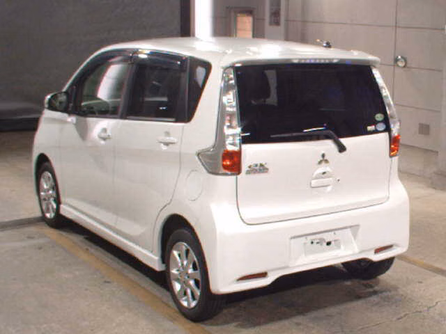 MITSUBISHI EK CUSTOM