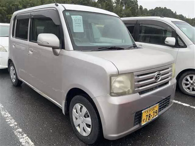 DAIHATSU MOVE CONTE