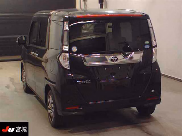 TOYOTA TANK