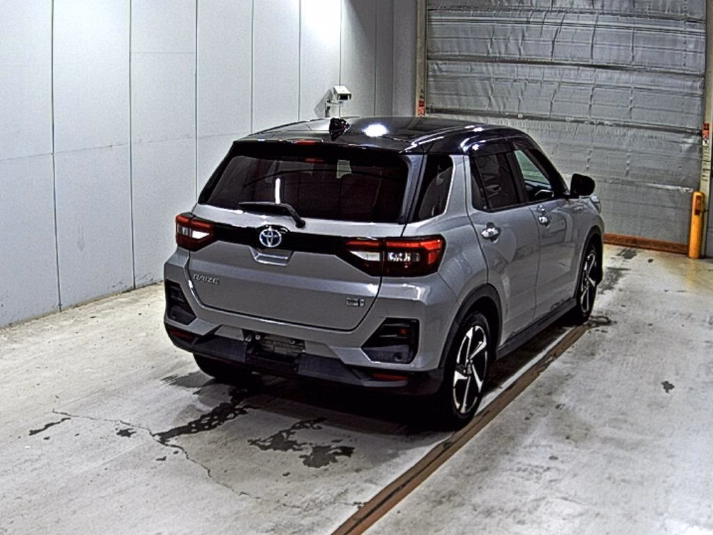 TOYOTA RAIZE