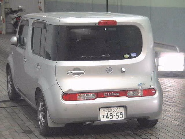 NISSAN CUBE