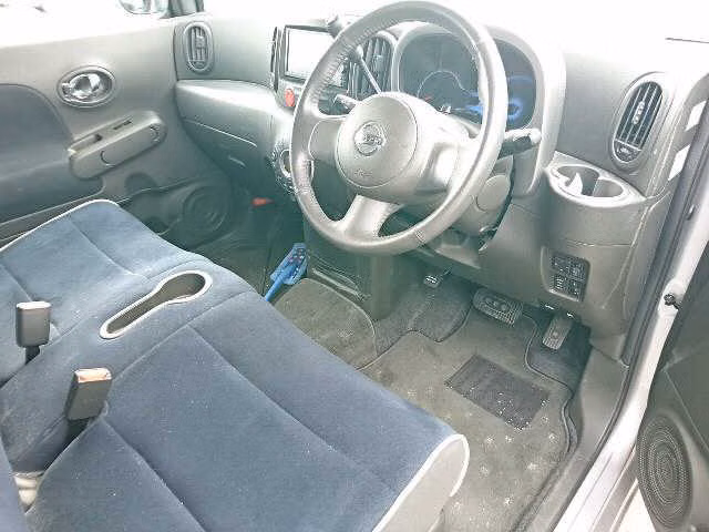 NISSAN CUBE