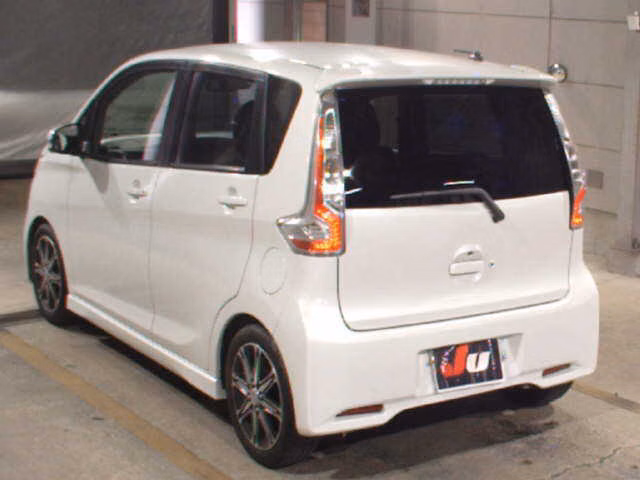MITSUBISHI EK CUSTOM