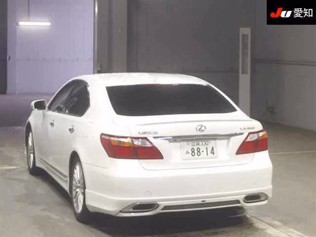 LEXUS LS460