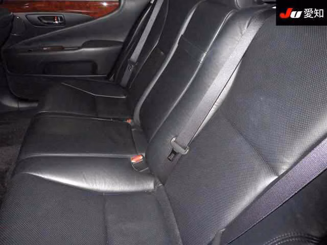 LEXUS LS460